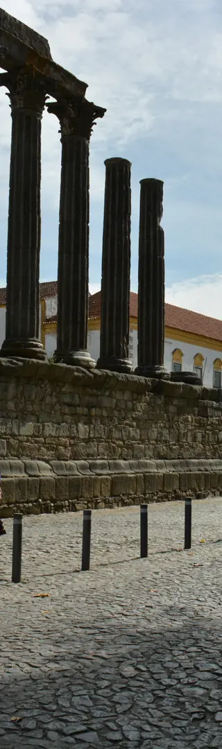 Evora